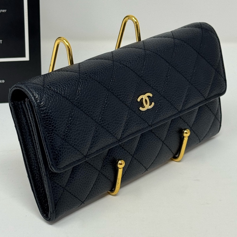 💯Authentic Chanel Black Quilted Caviar Leather Long Wallet Iconic CC Logo - Picture 3 of 9